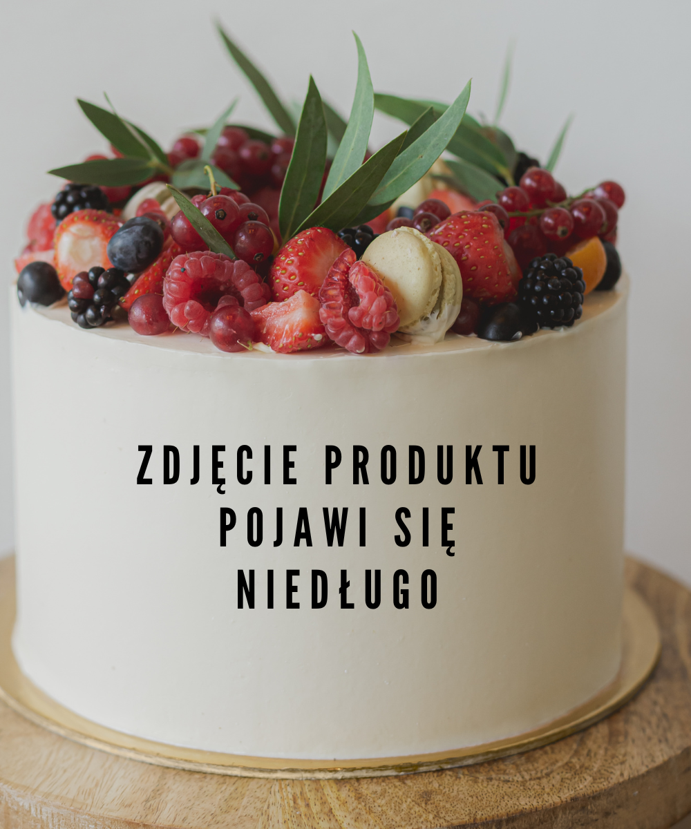 Tarta malinowa z białą czekoladą i adwokatem na orzechowym spodzie